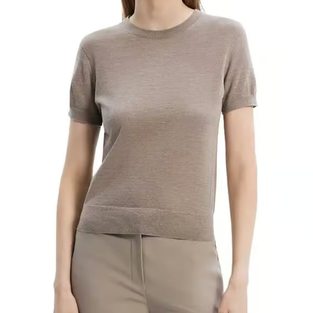 Theory brand brown knit sweater  size medium